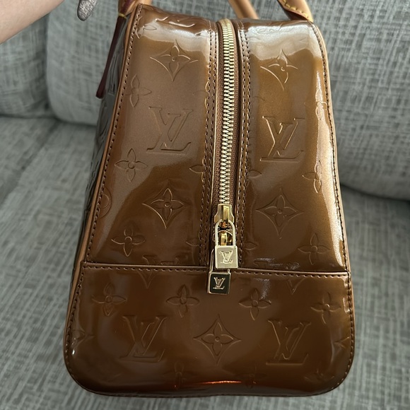 Louis Vuitton Bag - Picture 3 of 12
